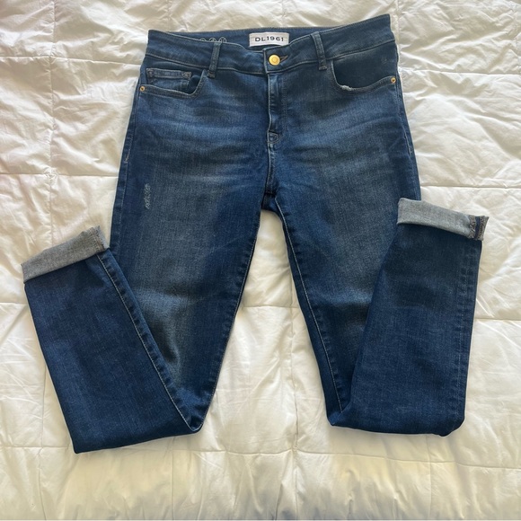 DL1961 Florence Instasculpt Strive Midrise
Skinny Jean Size 28 in Wiked - Picture 2 of 10